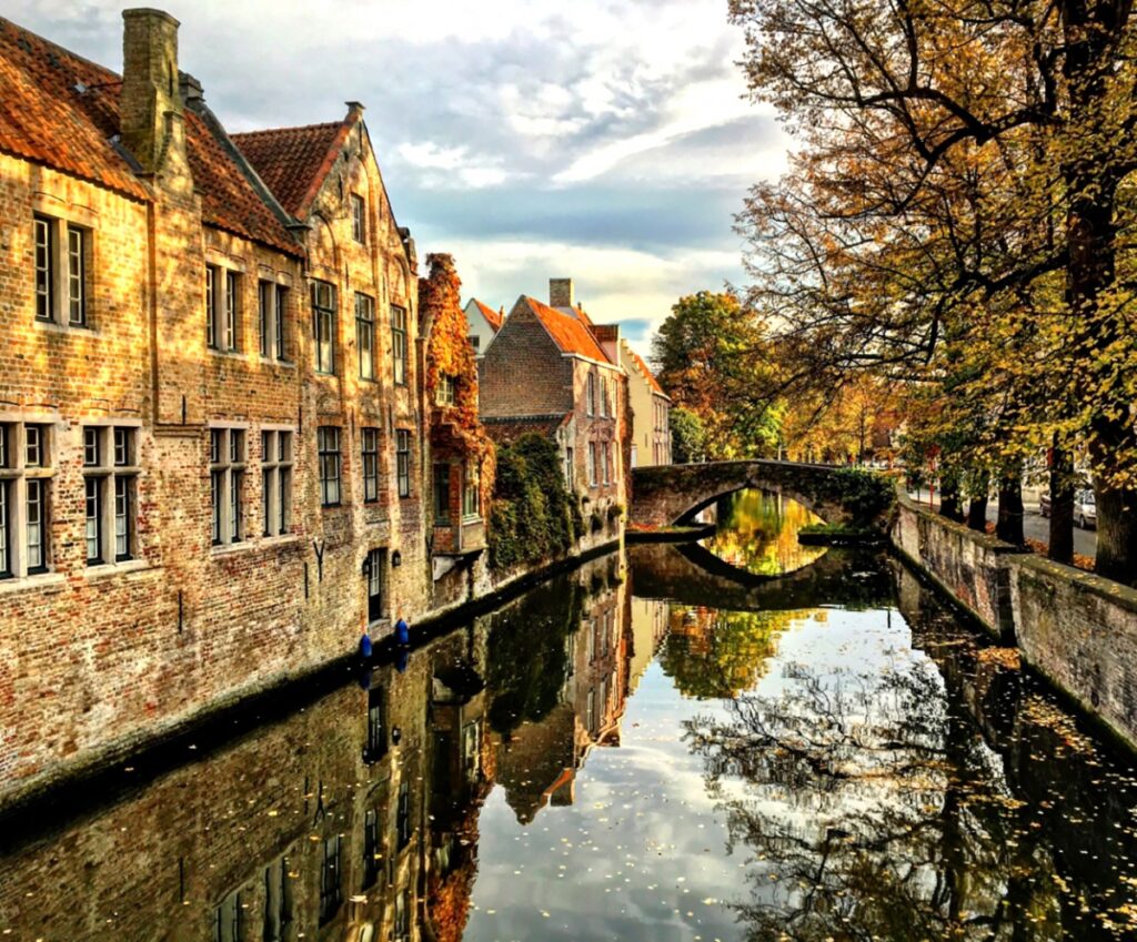 Exploring Belgium: Must-Visit Destinations for Minibus Tours