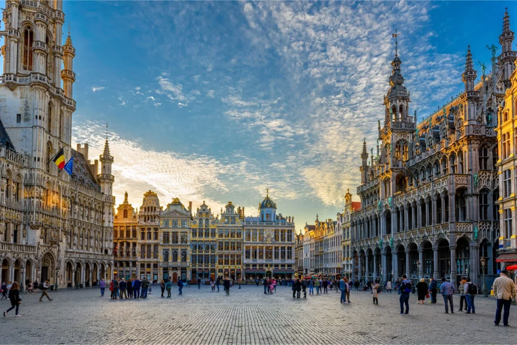 Exploring Belgium: Must-Visit Destinations for Minibus Tours